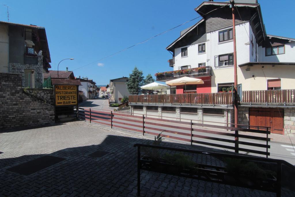Albergo Trieste Tambre dʼAlpago Екстериор снимка