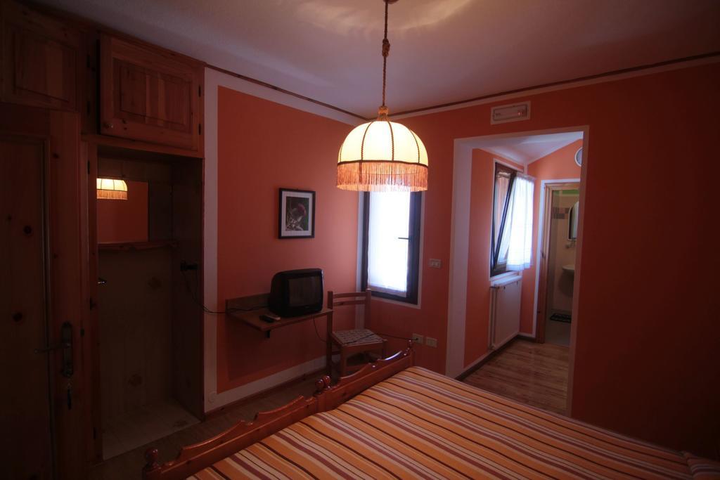 Albergo Trieste Tambre dʼAlpago Стая снимка