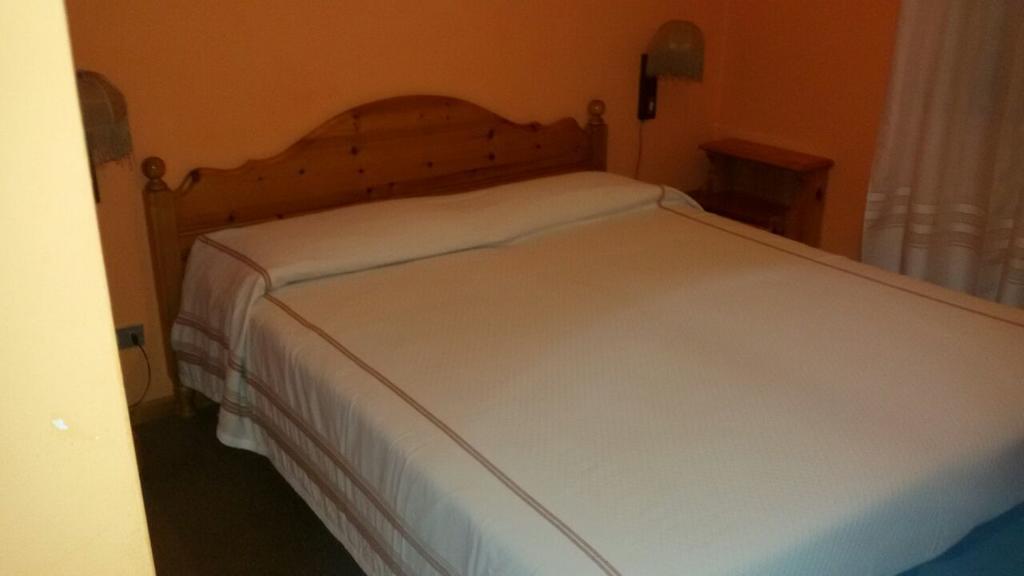 Albergo Trieste Tambre dʼAlpago Екстериор снимка