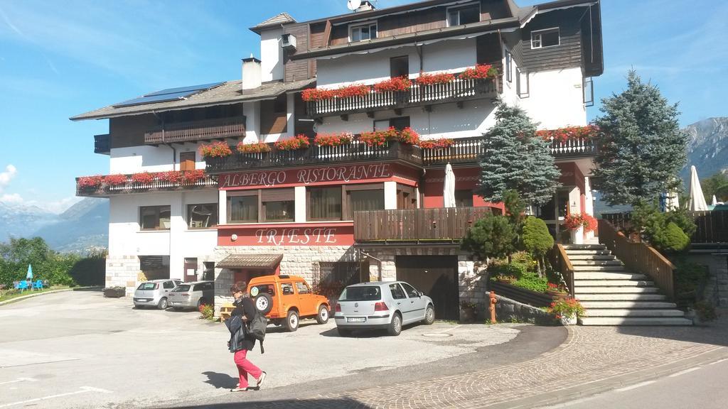 Albergo Trieste Tambre dʼAlpago Стая снимка